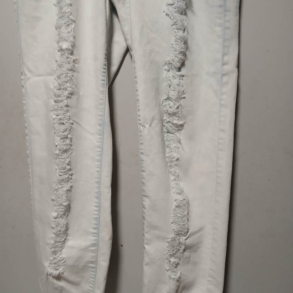Nicki Minaj Ladies Light Blue Distressed Jeans. Size 13/14 - Picture 7 of 13